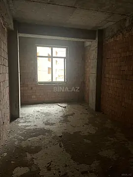 Satılır 4 otaqlı mənzil 183 m²