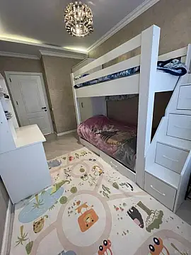 Satılır 3 otaqlı mənzil 130 m²