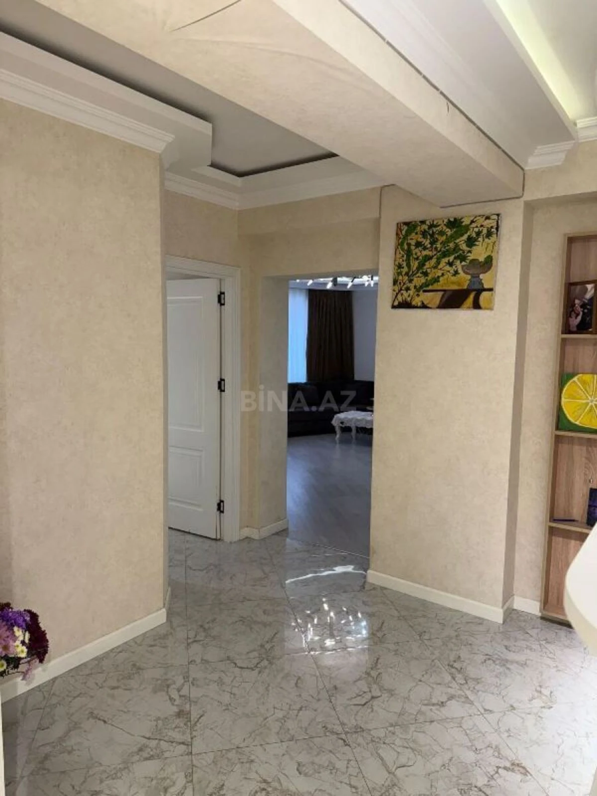 Satılır 3 otaqlı mənzil 130 m²