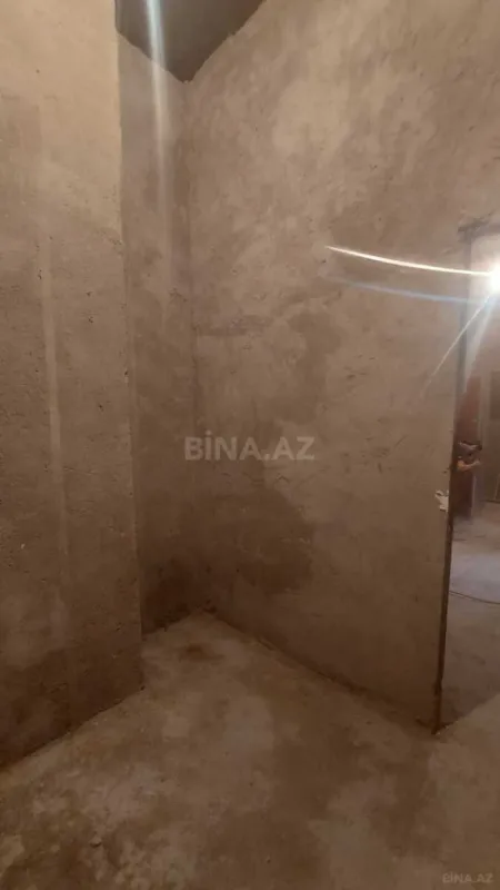 Satılır 3 otaqlı mənzil 170 m²