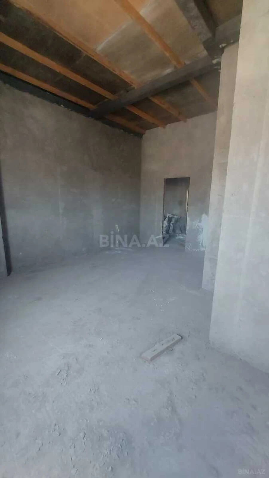 Satılır 3 otaqlı mənzil 170 m²