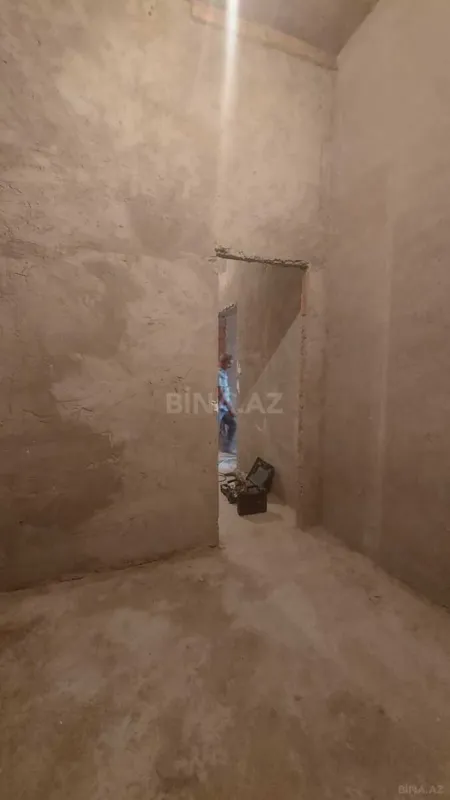 Satılır 3 otaqlı mənzil 170 m²