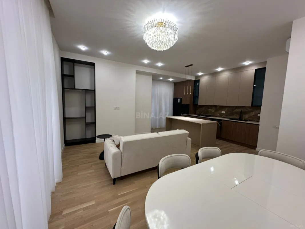 Kirayə verilir 3 otaqlı mənzil 120 m²