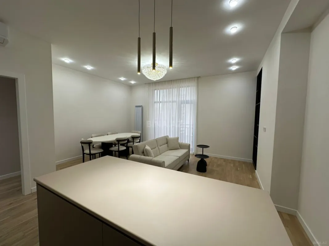 Kirayə verilir 3 otaqlı mənzil 120 m²