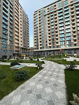 Kirayə verilir 3 otaqlı mənzil 120 m²