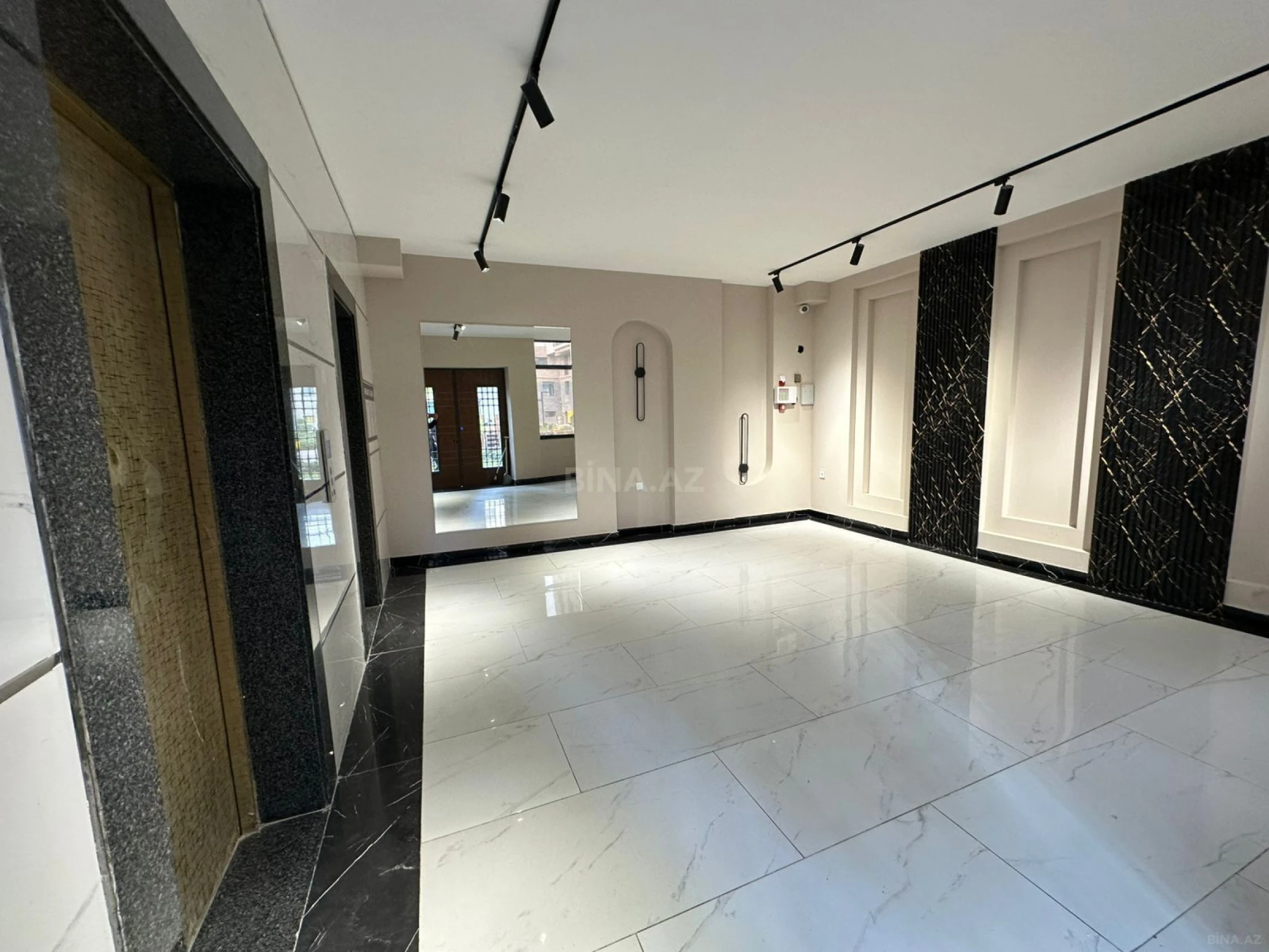 Kirayə verilir 3 otaqlı mənzil 120 m²