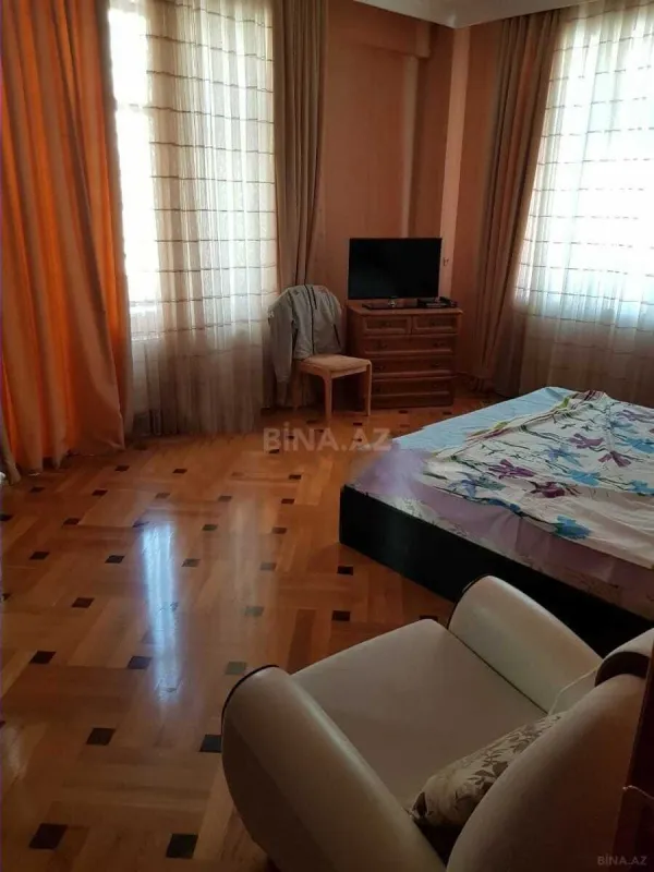 Satılır 3 otaqlı mənzil 100 m²