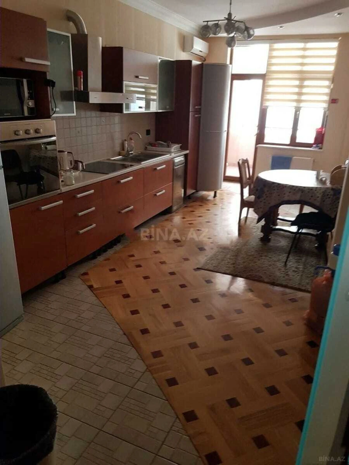 Satılır 3 otaqlı mənzil 100 m²