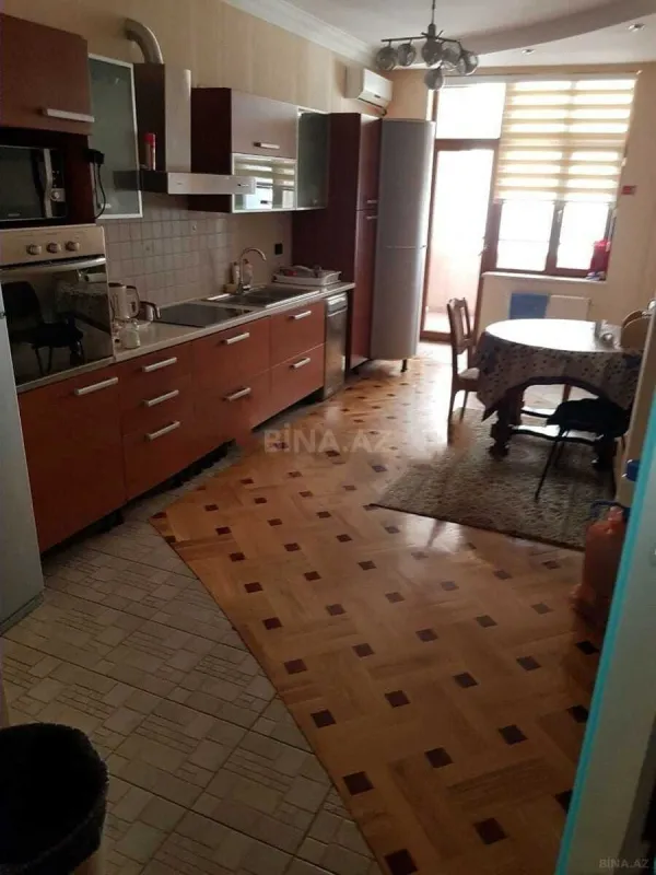 Satılır 3 otaqlı mənzil 100 m²