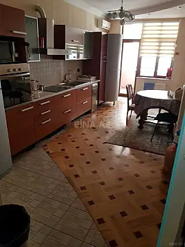 Satılır 3 otaqlı mənzil 100 m² — Bakı 3 otaq 100.00 m²