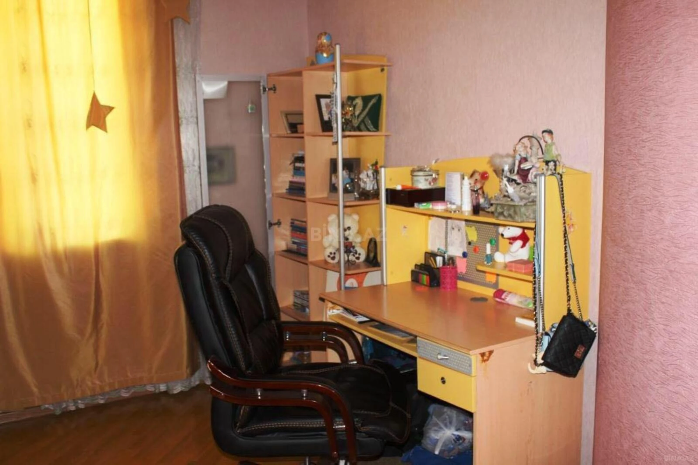 Satılır 7 otaqlı həyət evi 336 m²