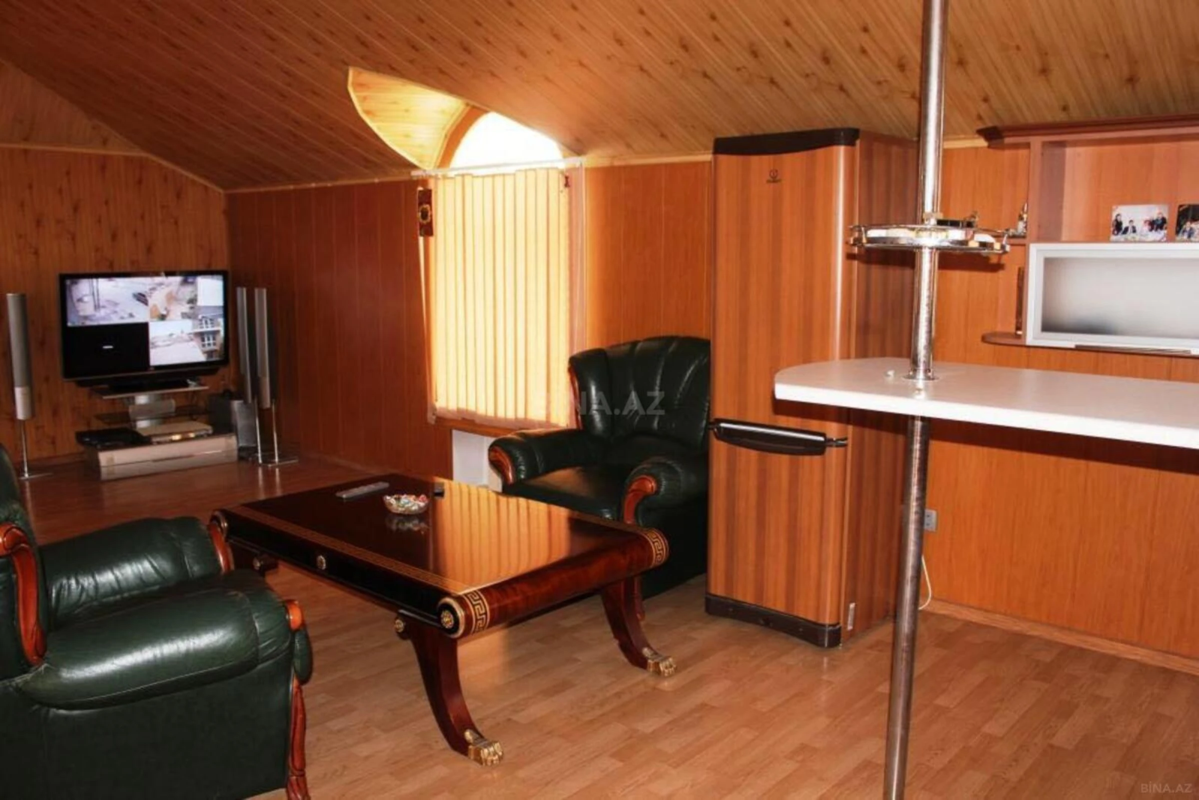 Satılır 7 otaqlı həyət evi 336 m²