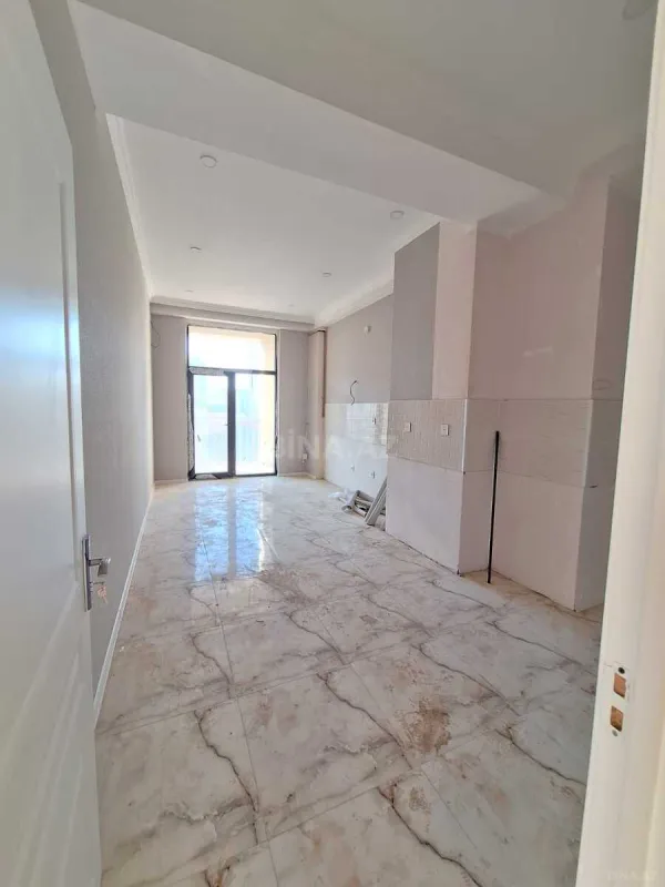 Satılır 3 otaqlı mənzil 147 m²
