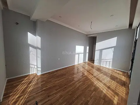 Satılır 3 otaqlı mənzil 147 m²