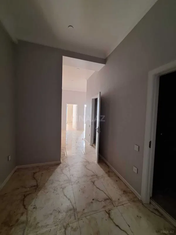 Satılır 3 otaqlı mənzil 147 m²