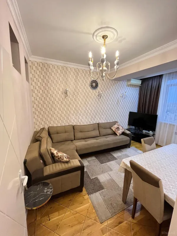 Satılır 3 otaqlı mənzil 66 m²