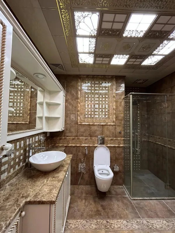 Satılır 6 otaqlı mənzil 540 m²