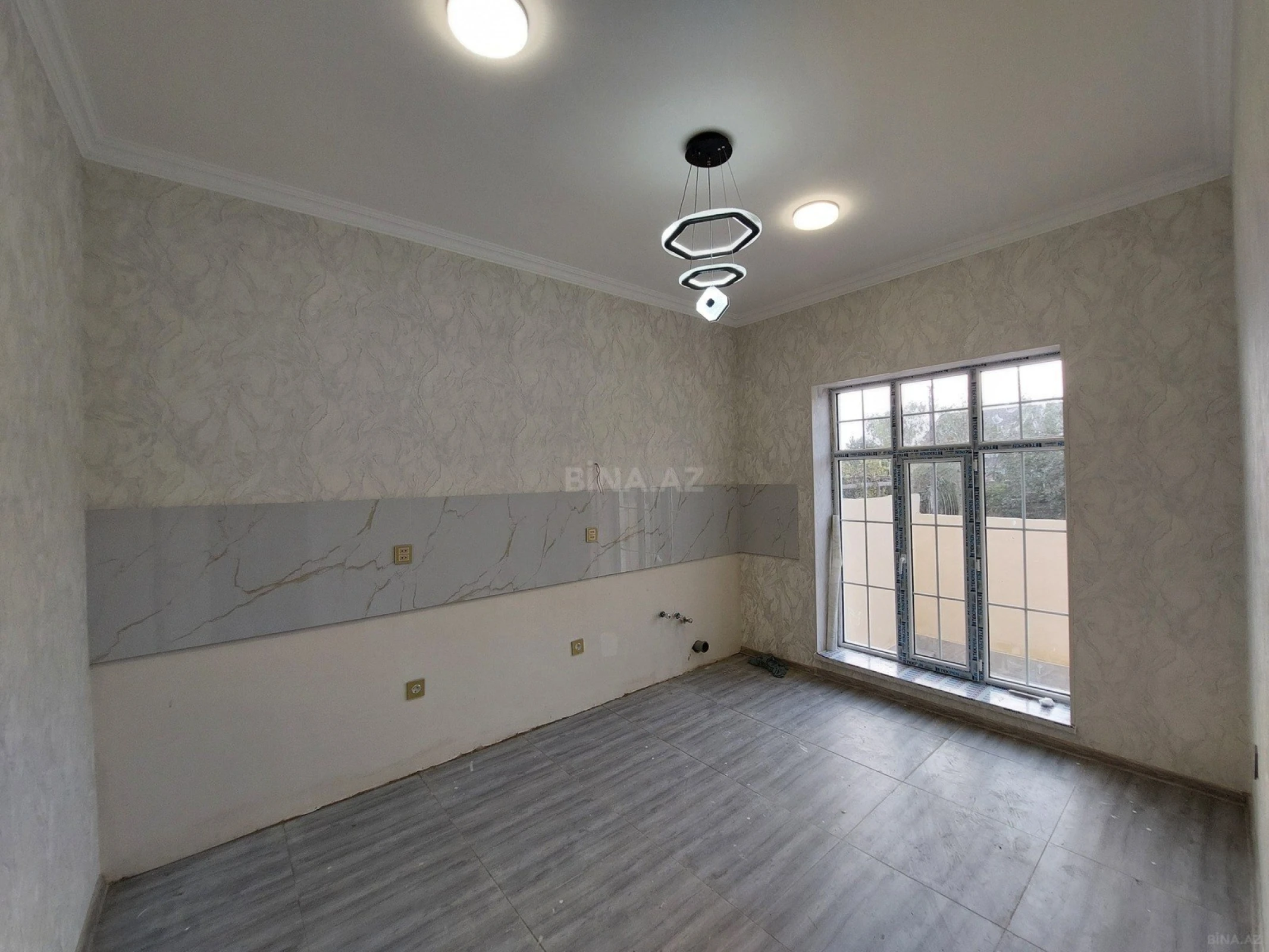 Satılır 4 otaqlı həyət evi 110 m²