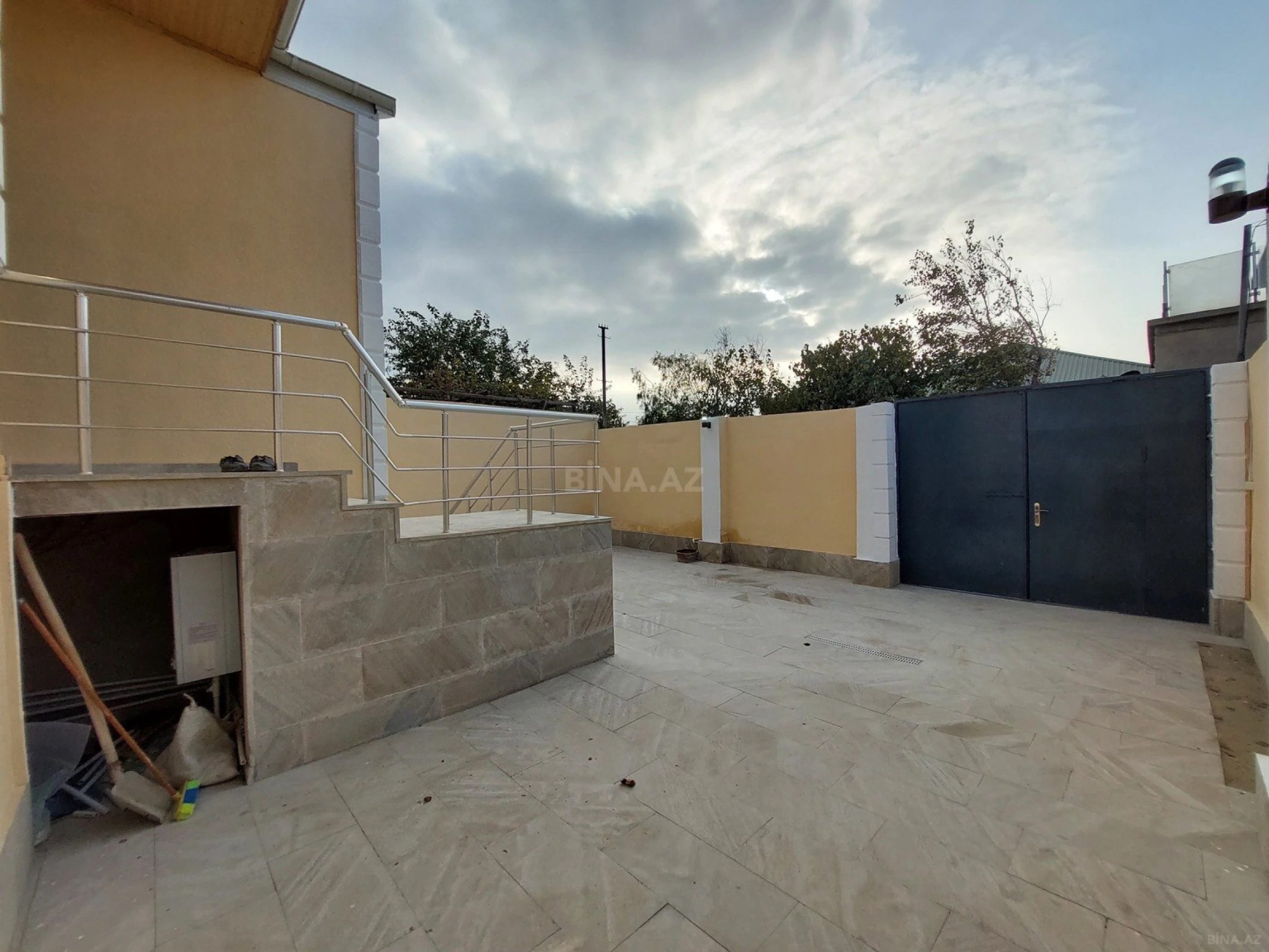 Satılır 4 otaqlı həyət evi 110 m²