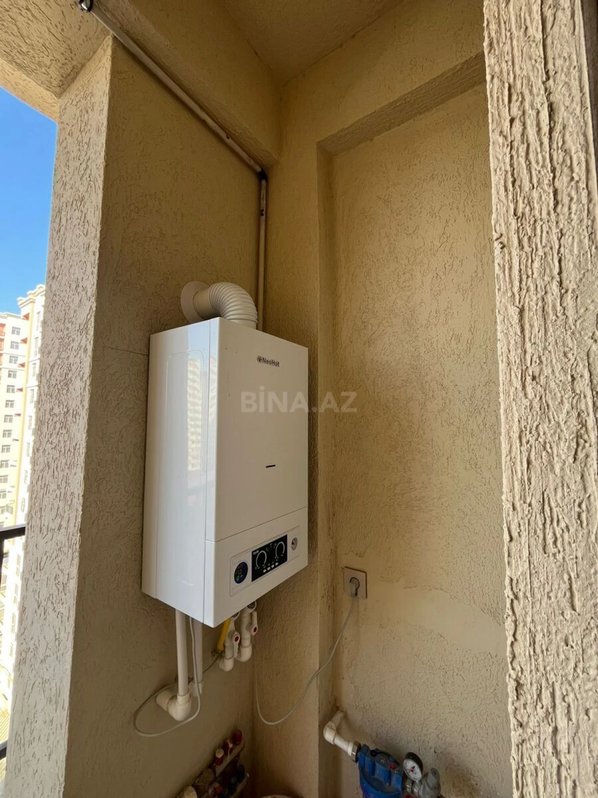 Satılır 2 otaqlı mənzil 65 m²