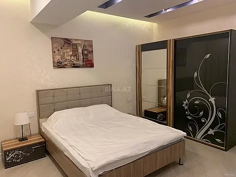 Kirayə verilir 3 otaqlı mənzil 150 m²