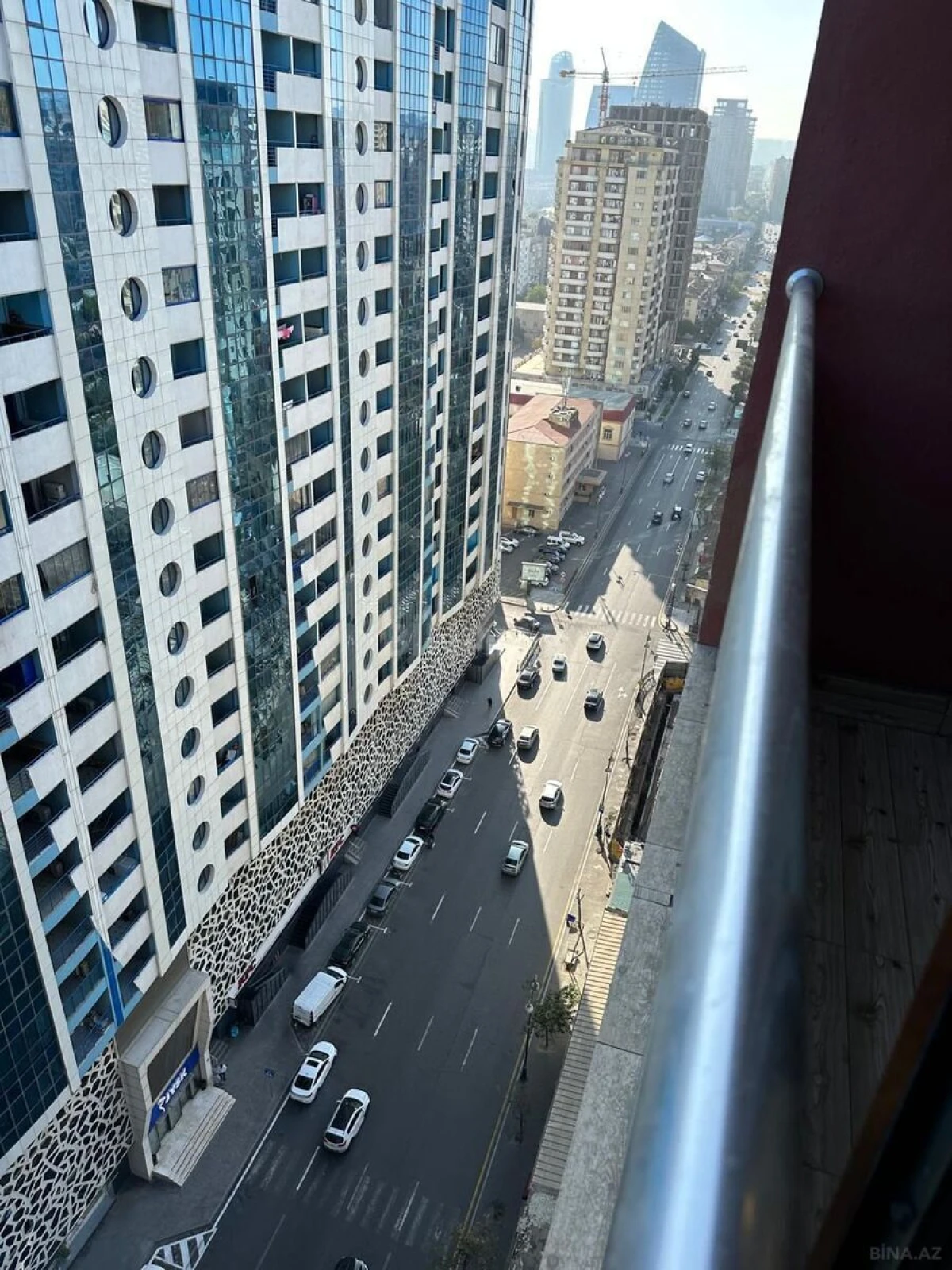 Kirayə verilir 3 otaqlı mənzil 150 m²