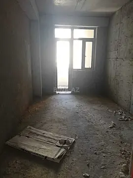 Satılır 3 otaqlı mənzil 173 m²