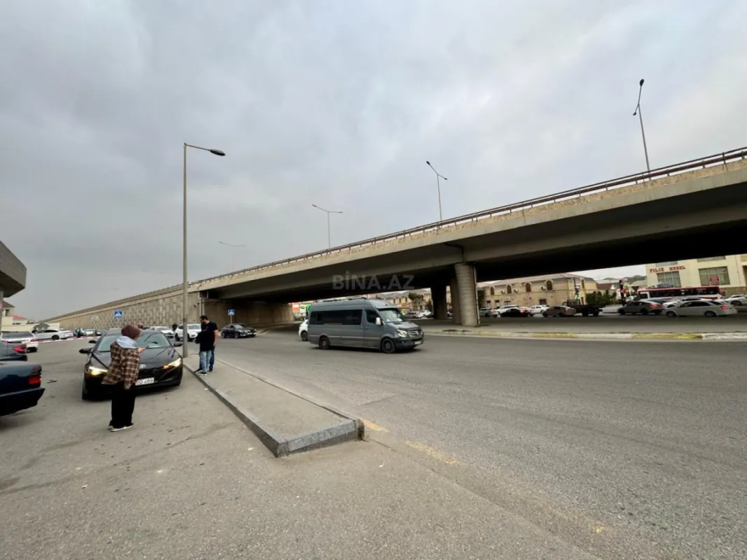 Satılır obyekt 357 m²