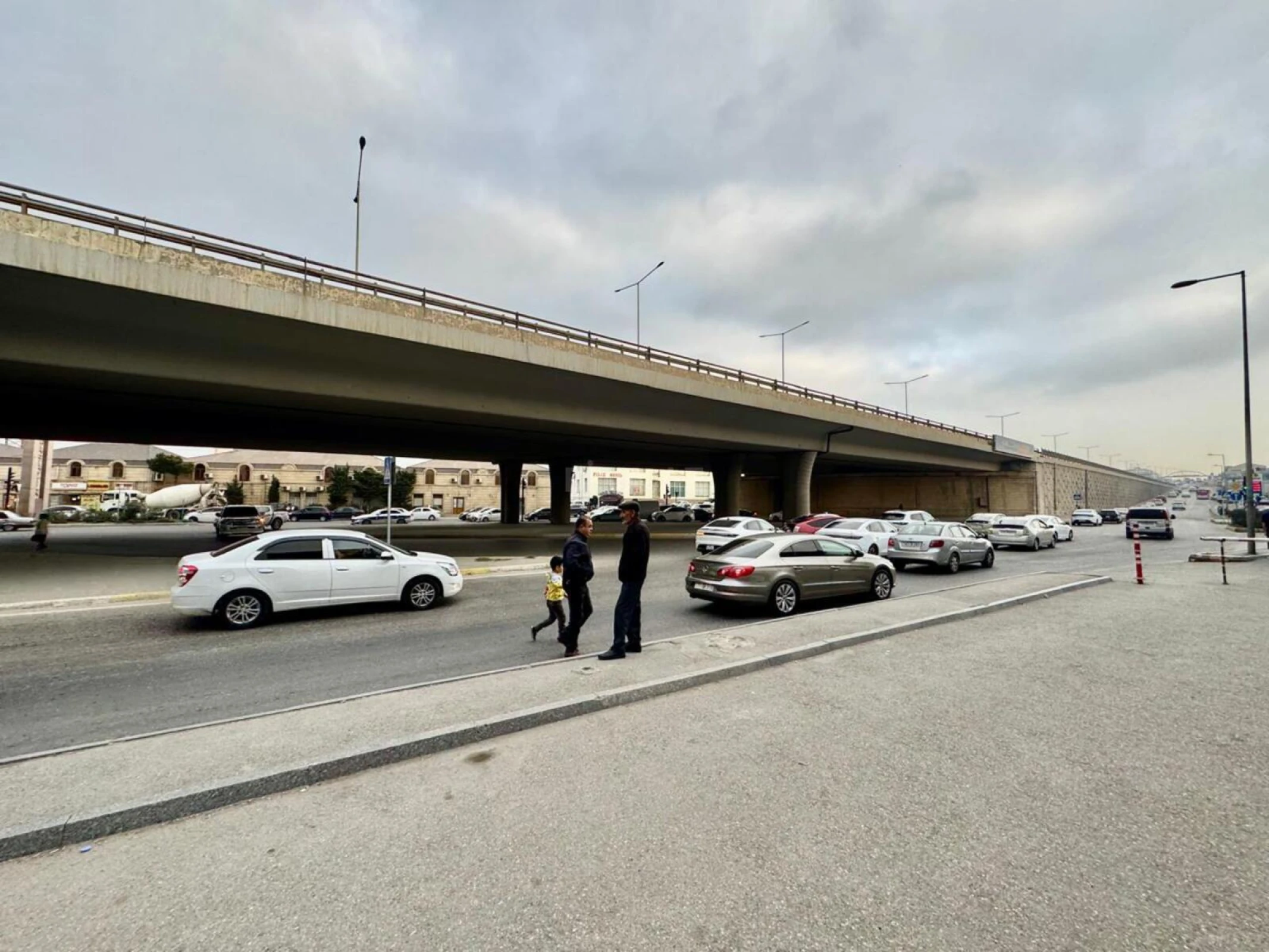 Satılır obyekt 357 m²