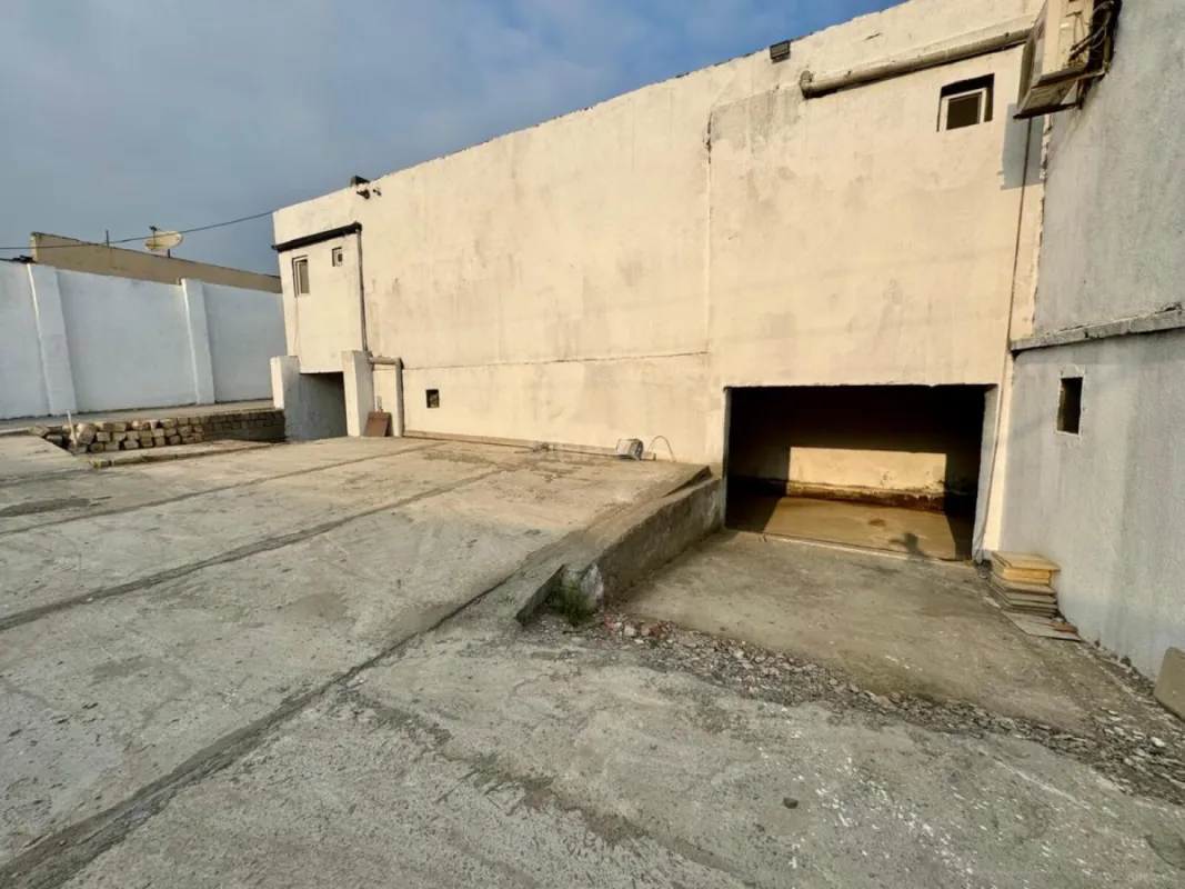 Satılır obyekt 357 m²