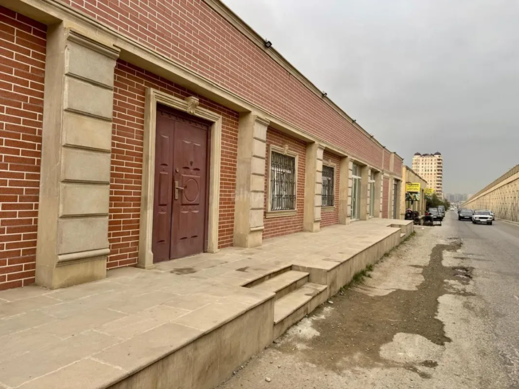 Satılır obyekt 357 m²