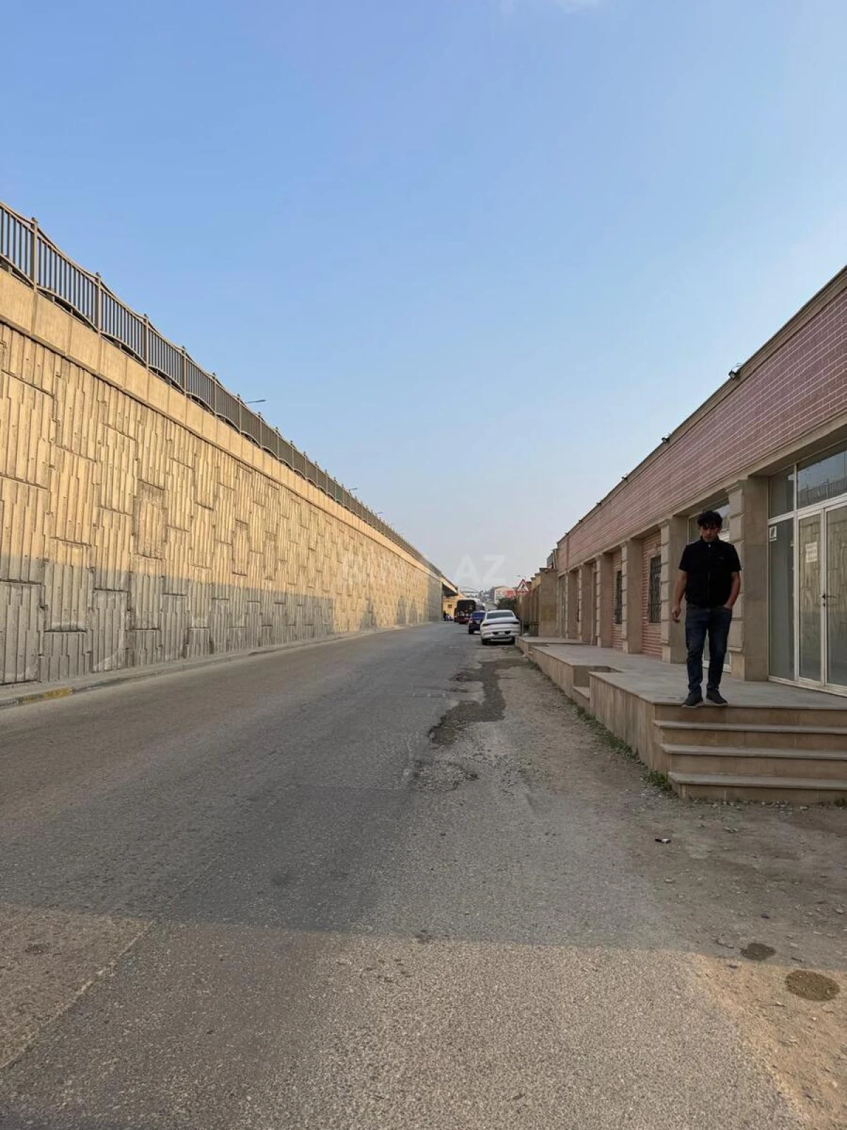 Satılır obyekt 357 m²