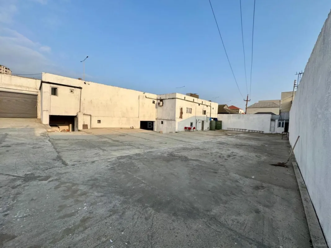 Satılır obyekt 357 m²