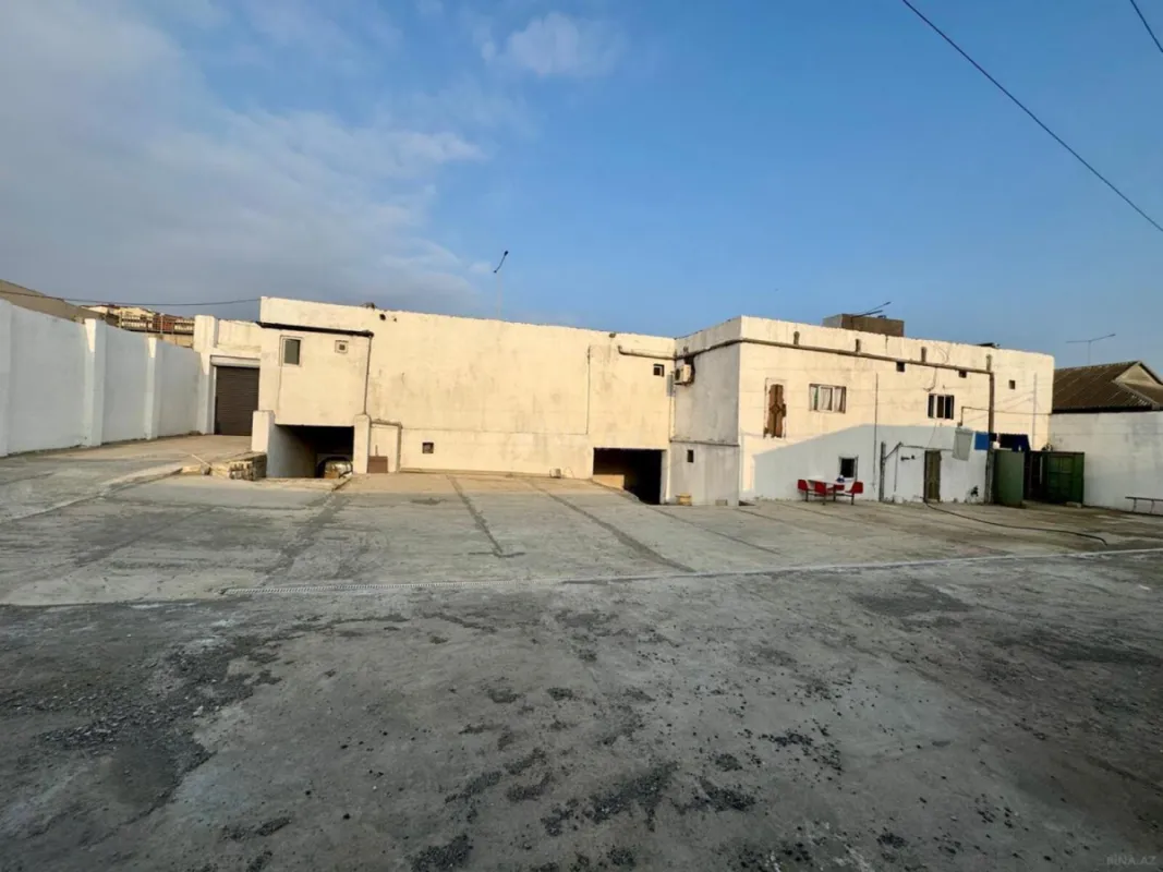 Satılır obyekt 357 m²