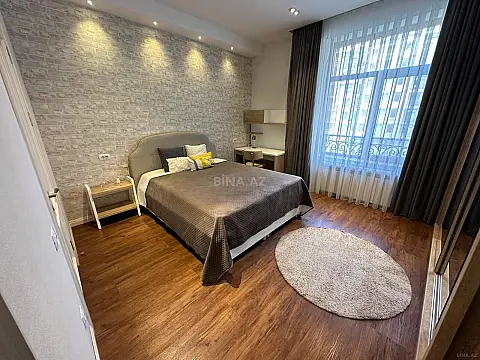 Kirayə verilir 3 otaqlı mənzil 140 m²