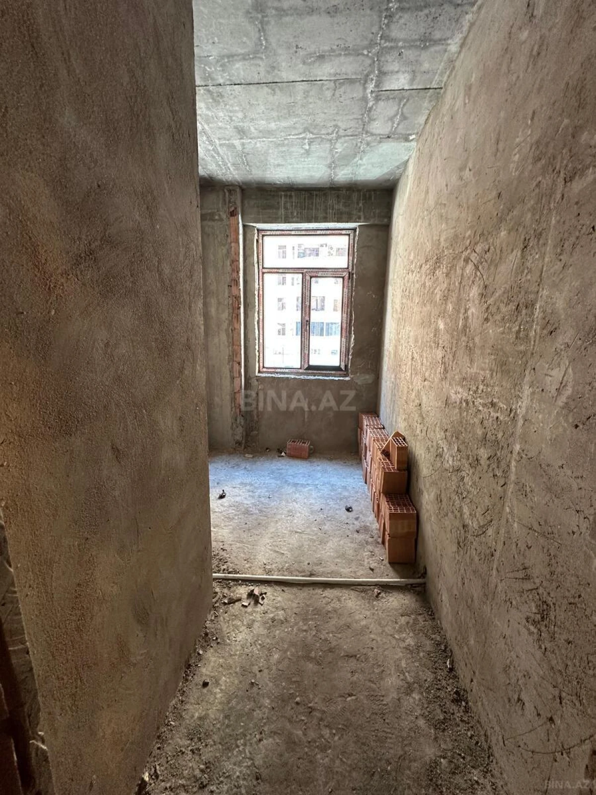 Satılır obyekt 80 m²