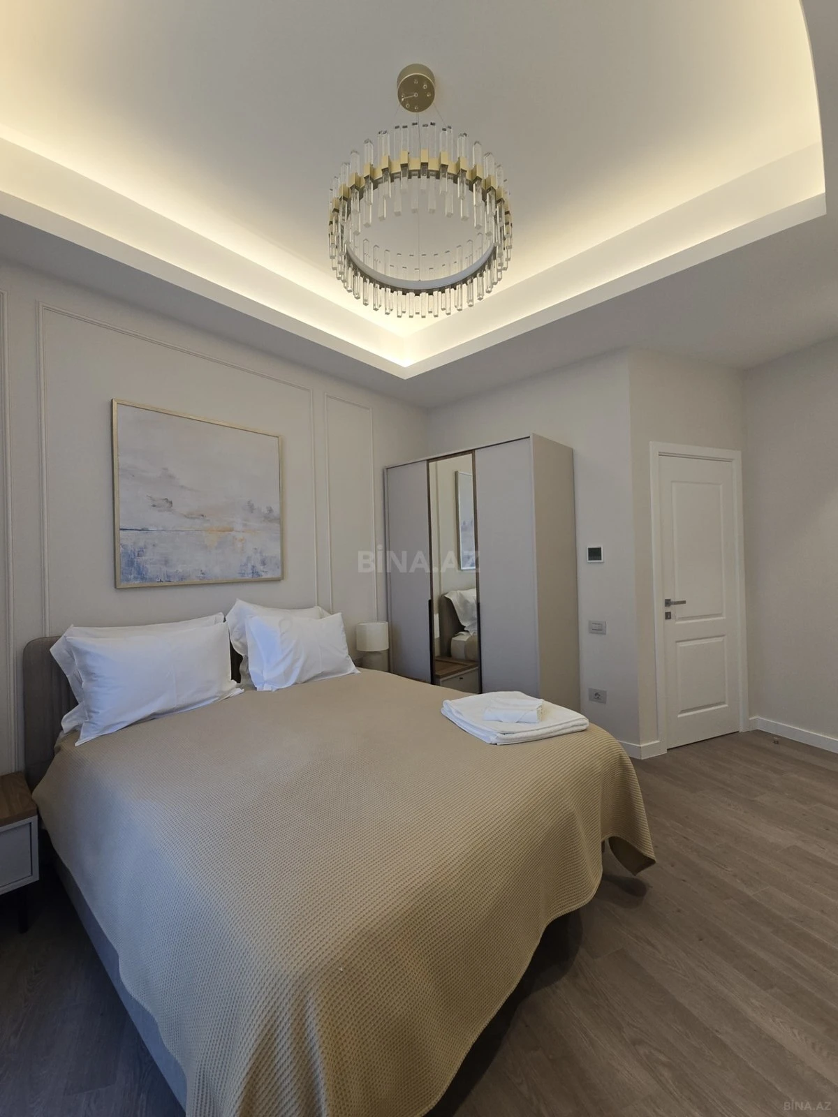 Kirayə verilir 3 otaqlı mənzil 125 m²