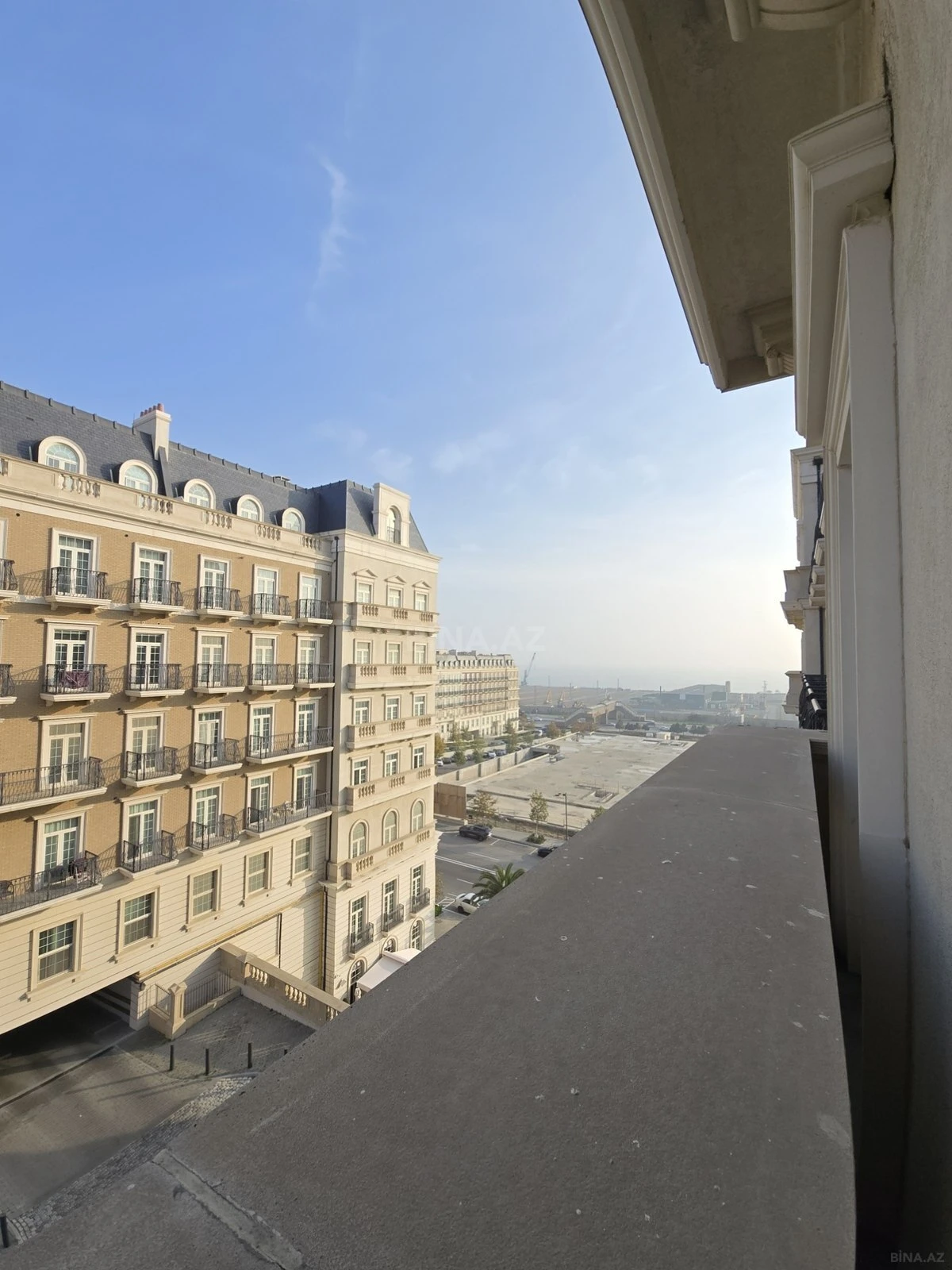 Kirayə verilir 3 otaqlı mənzil 125 m²