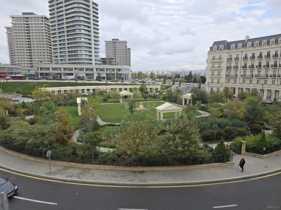 Kirayə verilir 3 otaqlı mənzil 125 m²