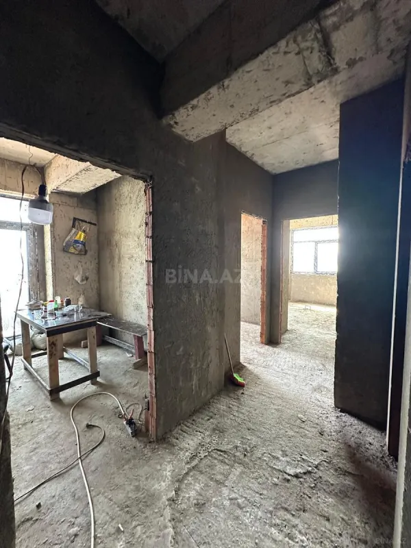 Satılır 2 otaqlı mənzil 70 m²