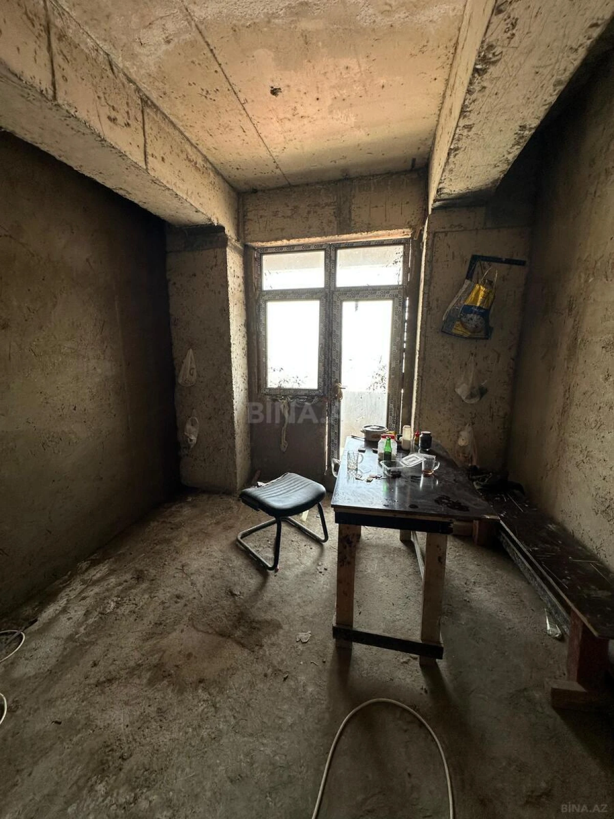 Satılır 2 otaqlı mənzil 70 m²