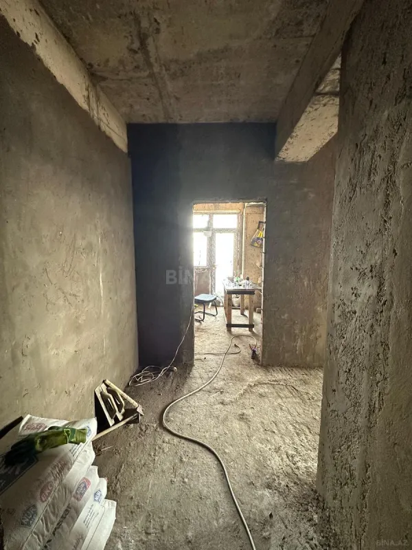 Satılır 2 otaqlı mənzil 70 m²