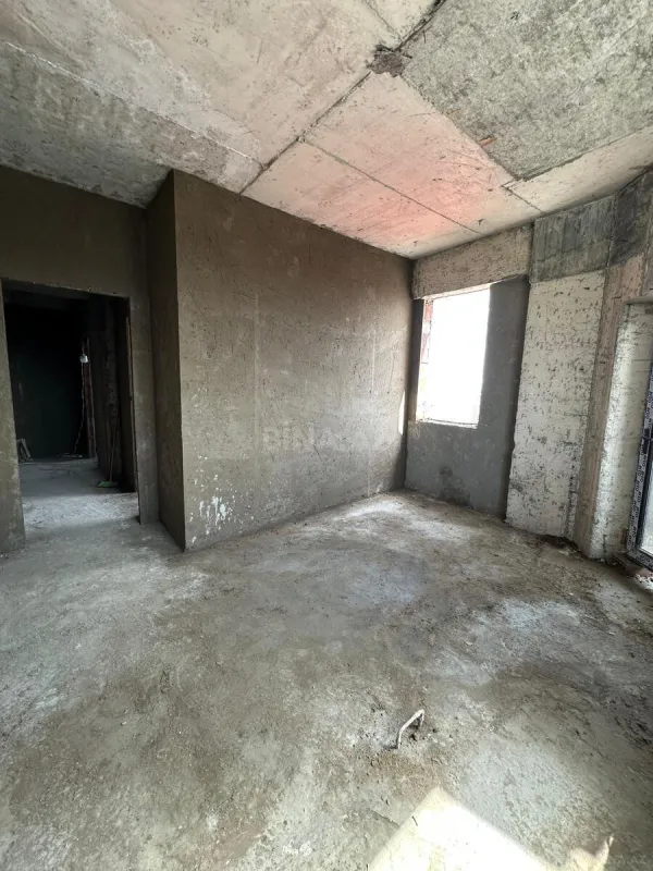 Satılır 2 otaqlı mənzil 70 m²