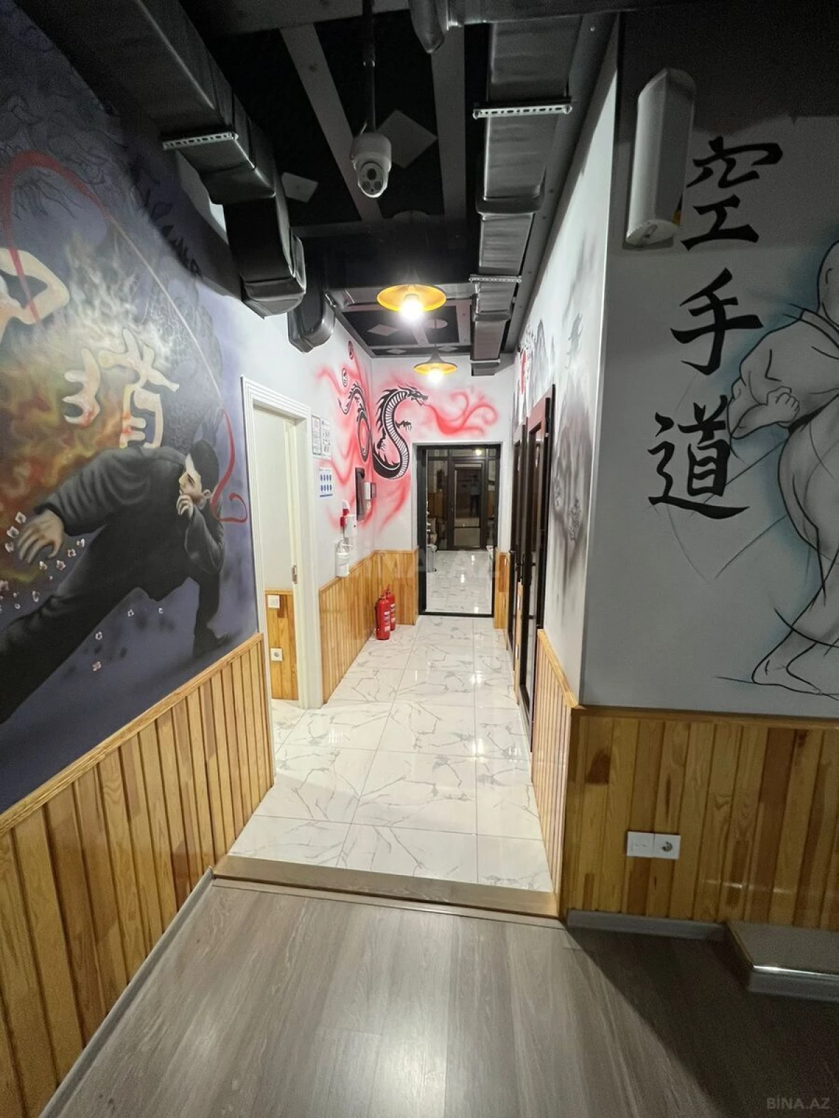 Satılır obyekt 200 m²