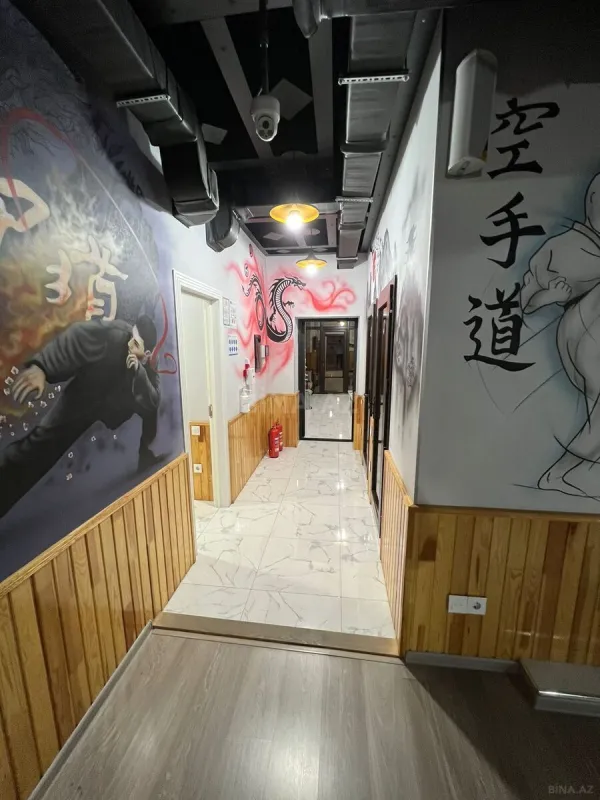 Satılır obyekt 200 m²