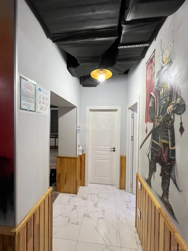 Satılır obyekt 200 m²