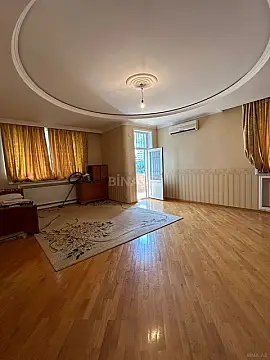 Satılır 4 otaqlı mənzil 160 m²