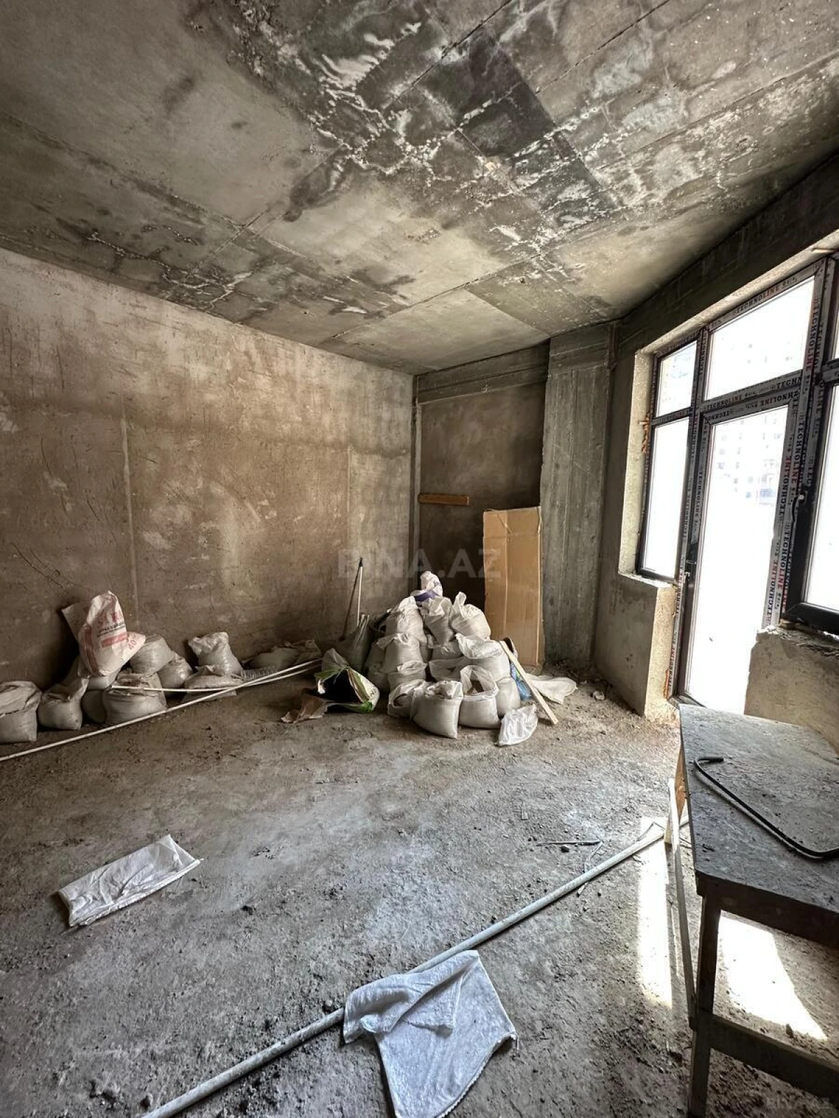 Satılır obyekt 90 m²