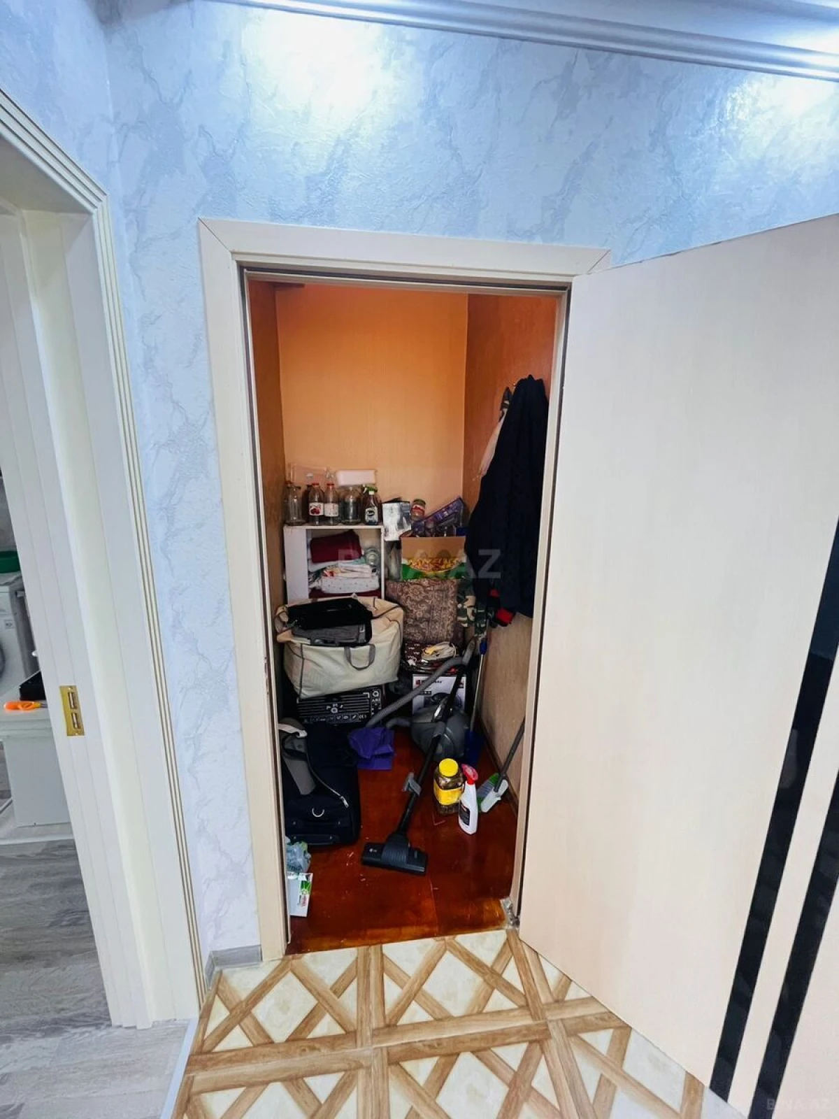 Satılır 3 otaqlı mənzil 90 m²