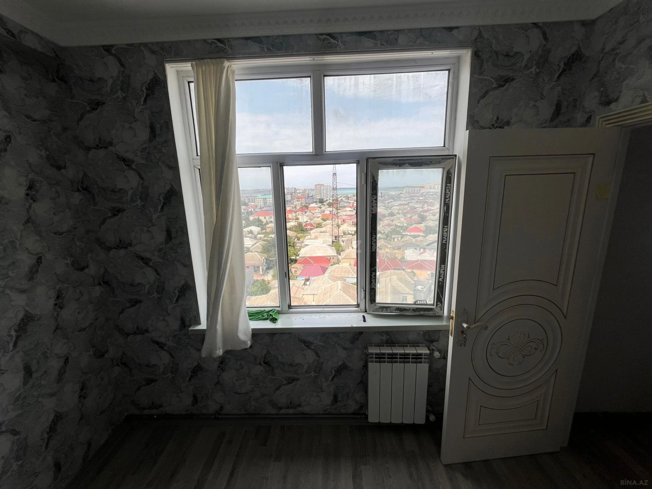 Satılır 3 otaqlı mənzil 90 m²